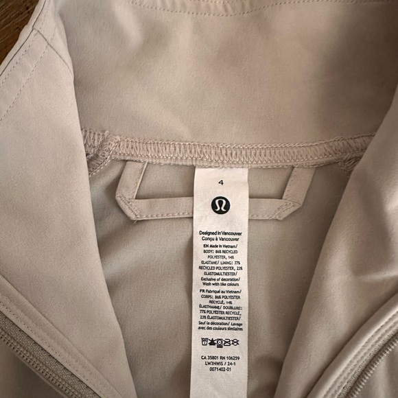 Lululemon Cream Jacket - Picture 7 of 9